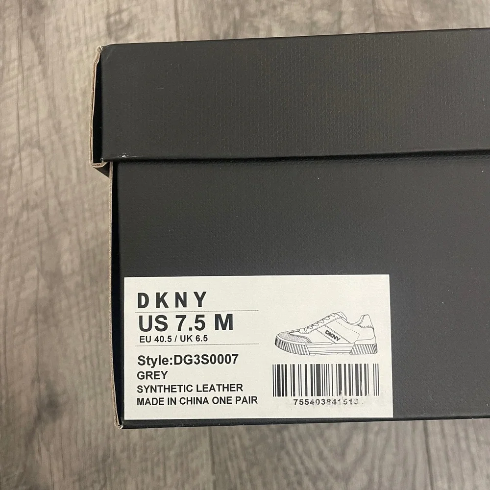 Dkny low top
